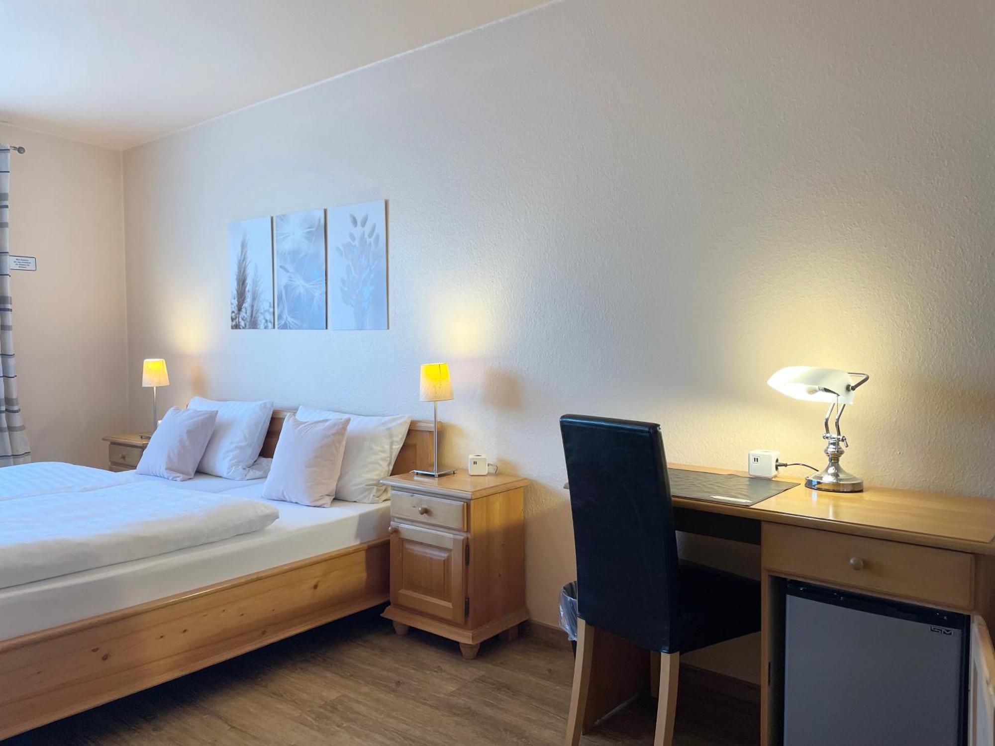 Hotel-Pension Hommen 科布倫茨 外观 照片