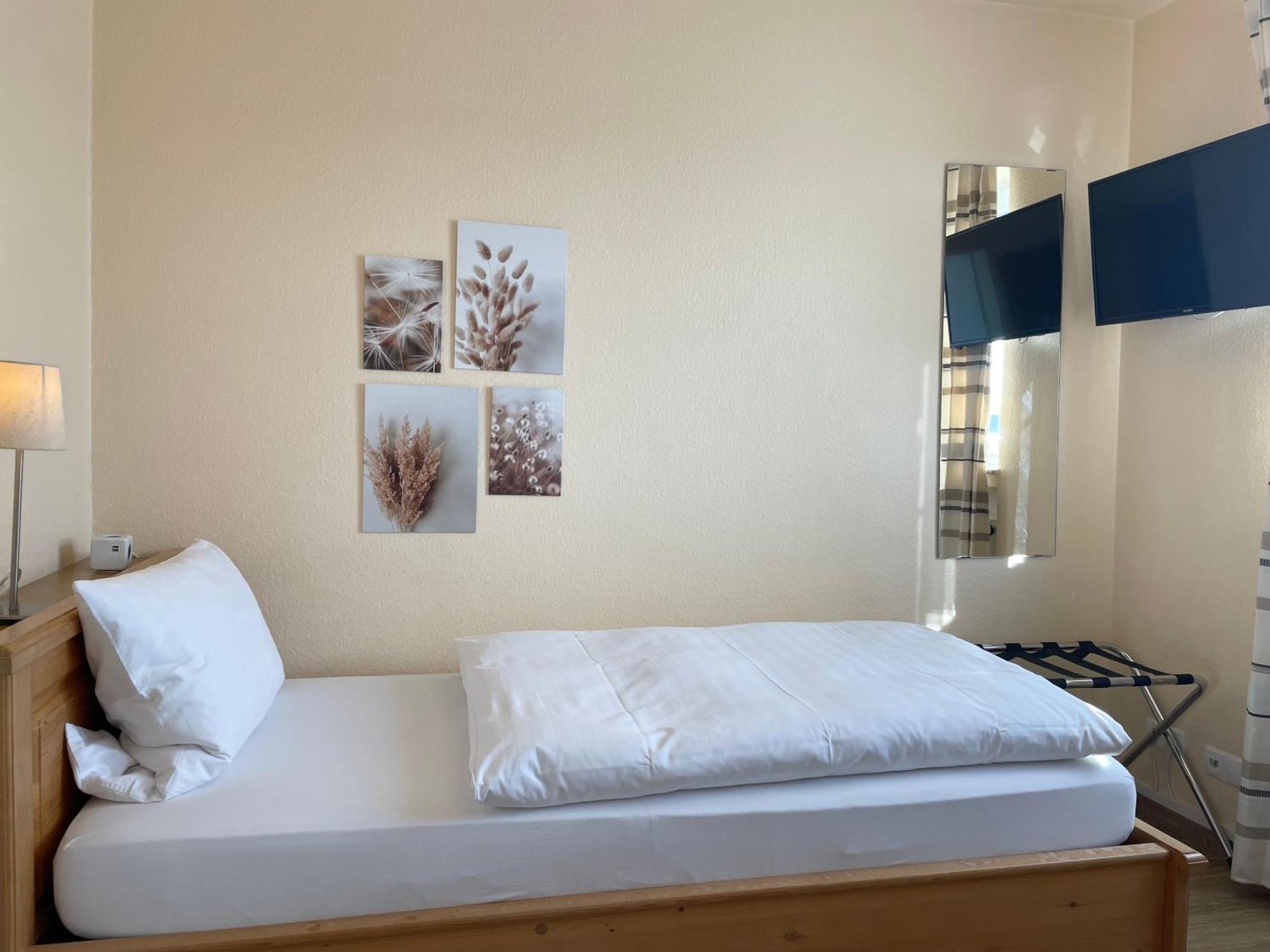 Hotel-Pension Hommen 科布倫茨 外观 照片