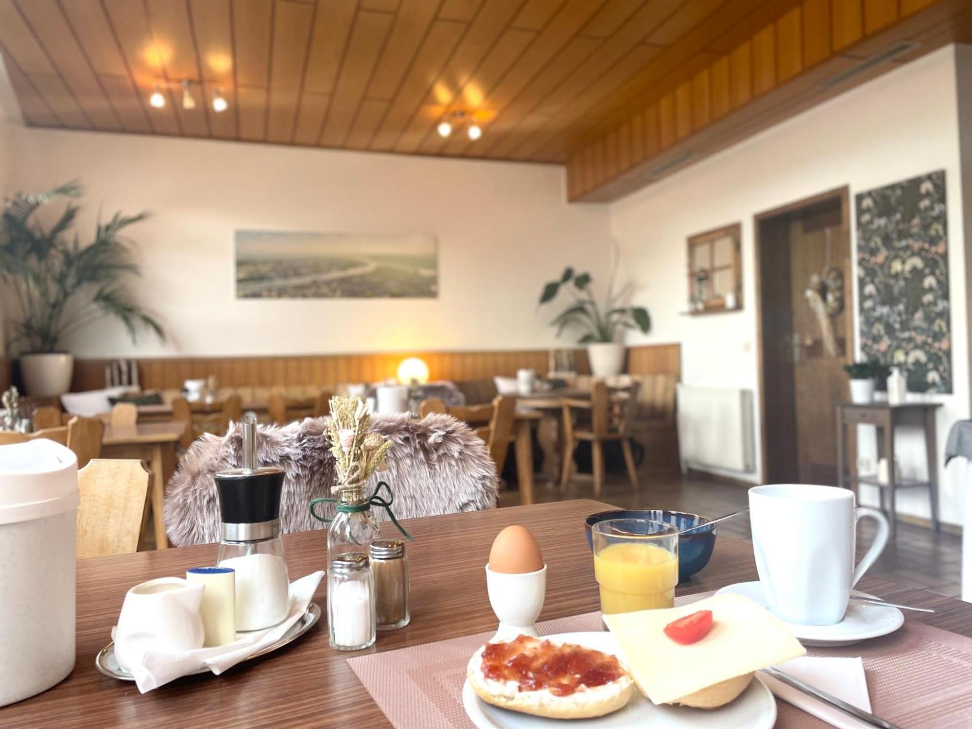 Hotel-Pension Hommen 科布倫茨 外观 照片